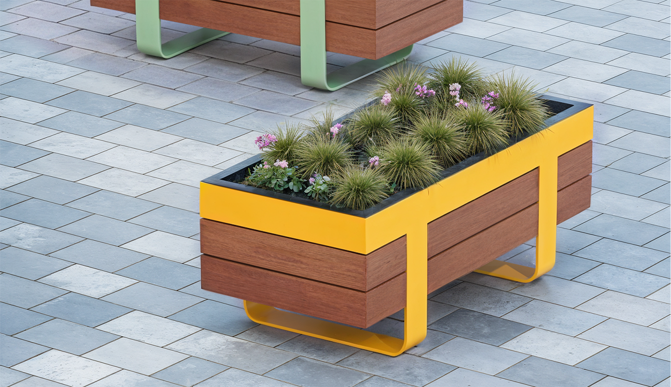 Outdoor Planters: creating welcoming cities with green solutions