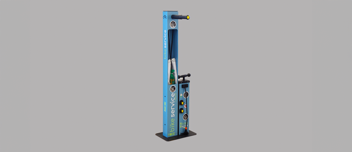 Colonnina Bike Service per manutenzione e ricarica vista 1