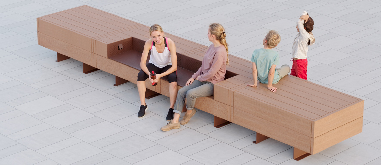 Noi bench with USB charger